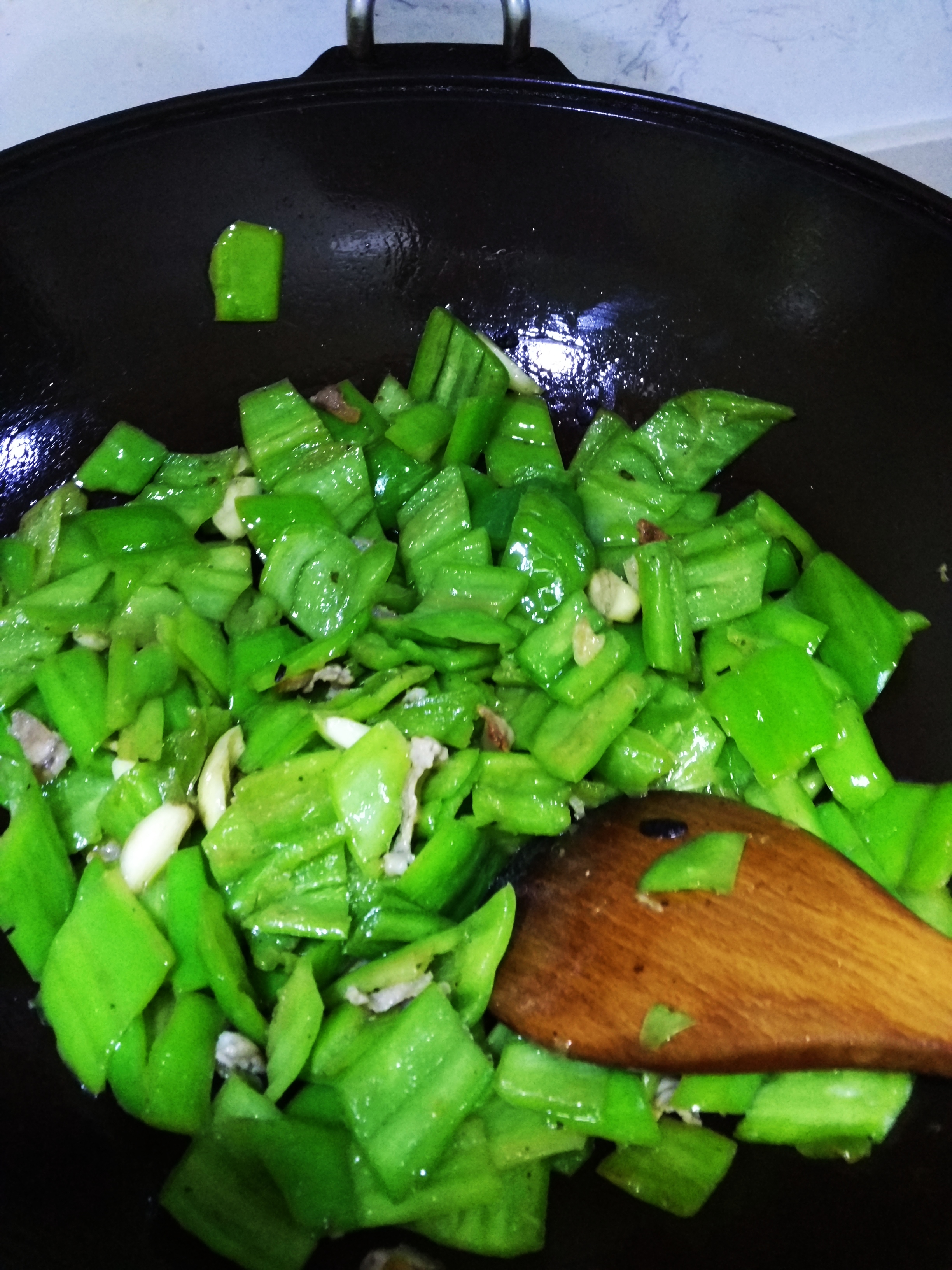 青椒豆豉荷包蛋-----消耗蛋清的做法 步骤8