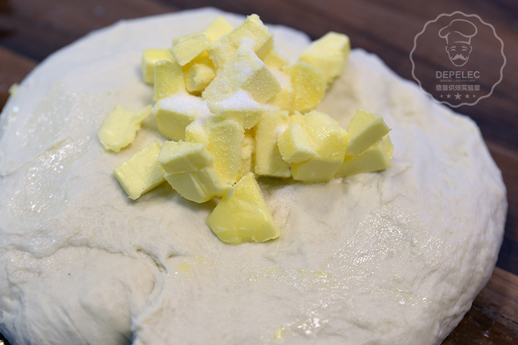 德普烘焙食譜—酸奶提子面包的做法 步骤4