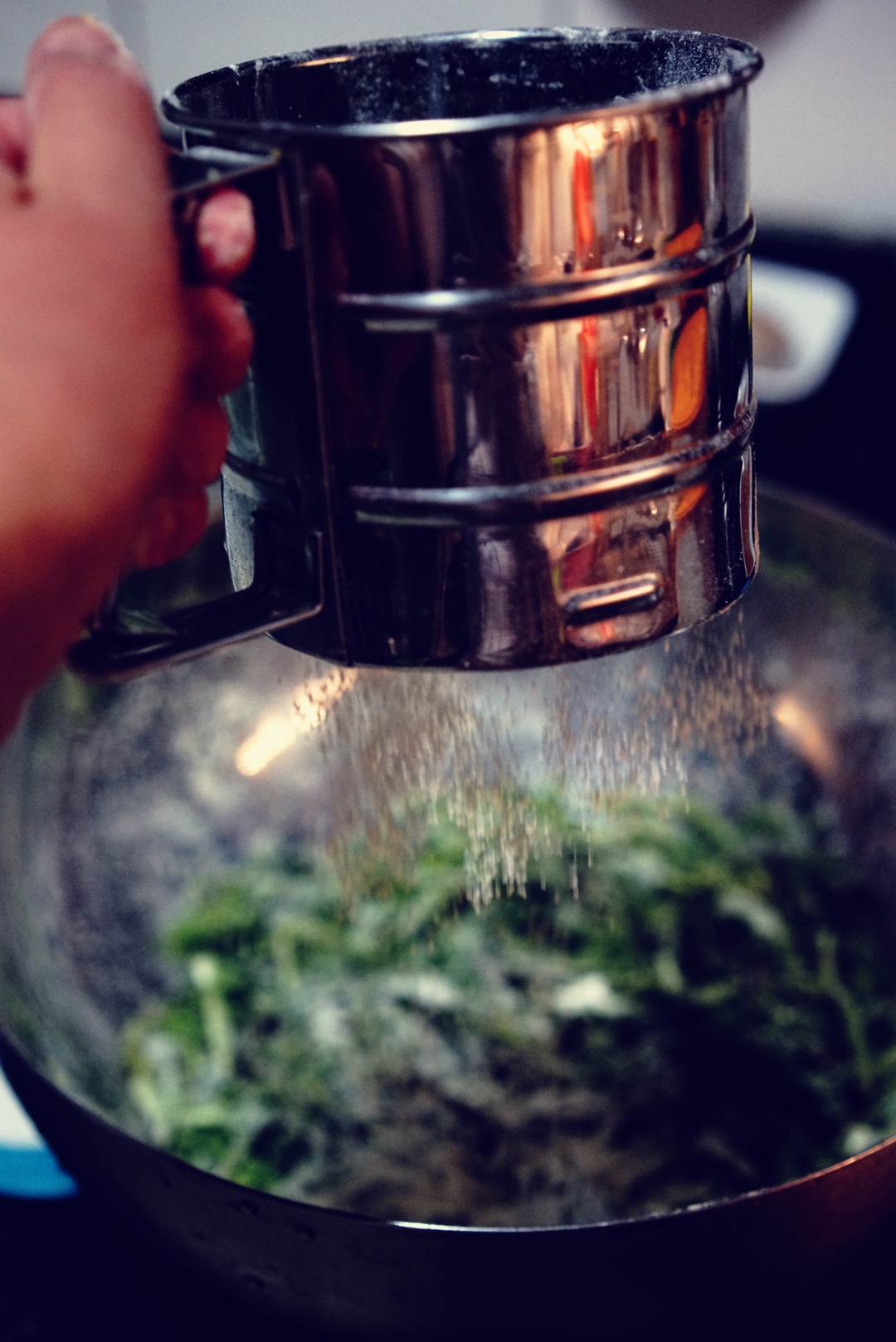 河南蒸菜 蒸茼蒿的做法 步骤3