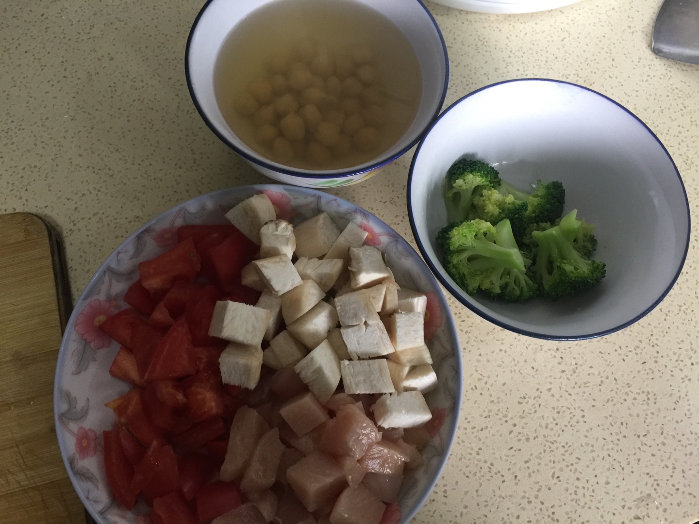 鷹嘴豆雞胸番茄湯（增肌減脂）的做法 步骤2
