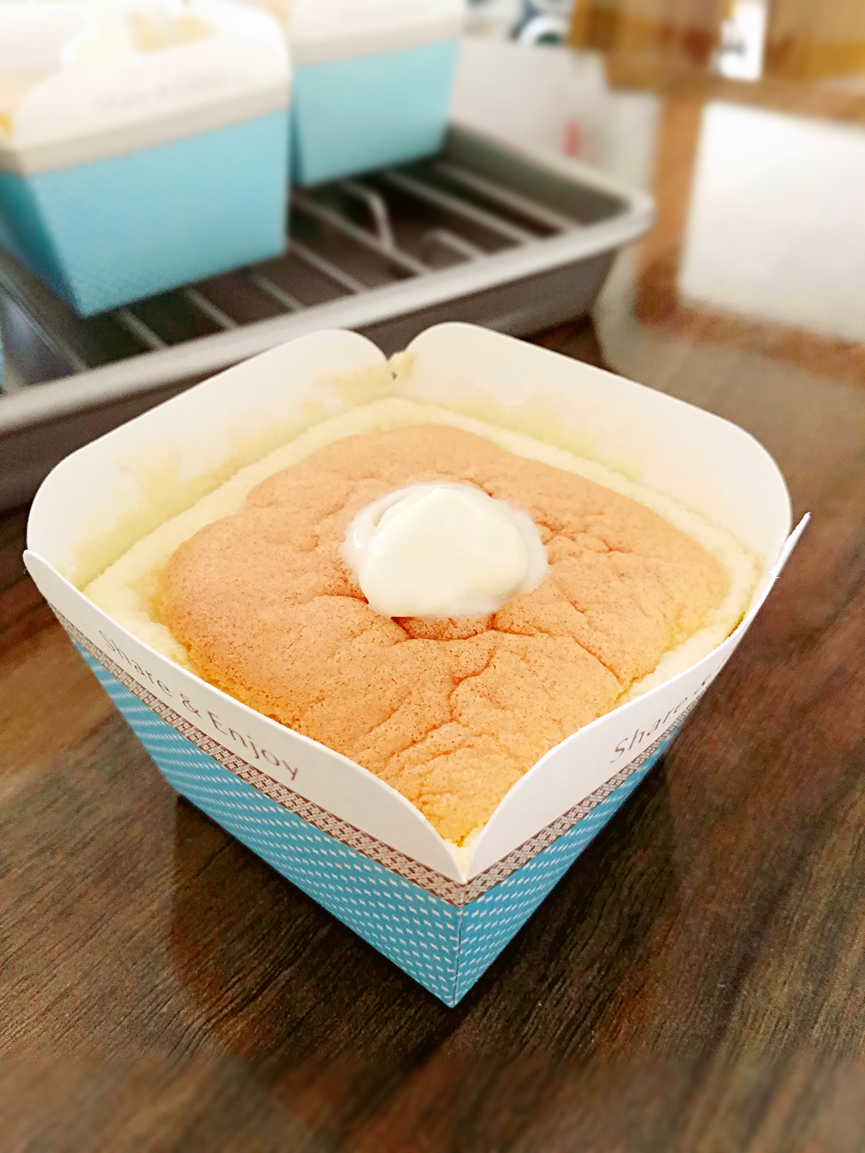 北海道戚風杯子蛋糕的做法 步骤19
