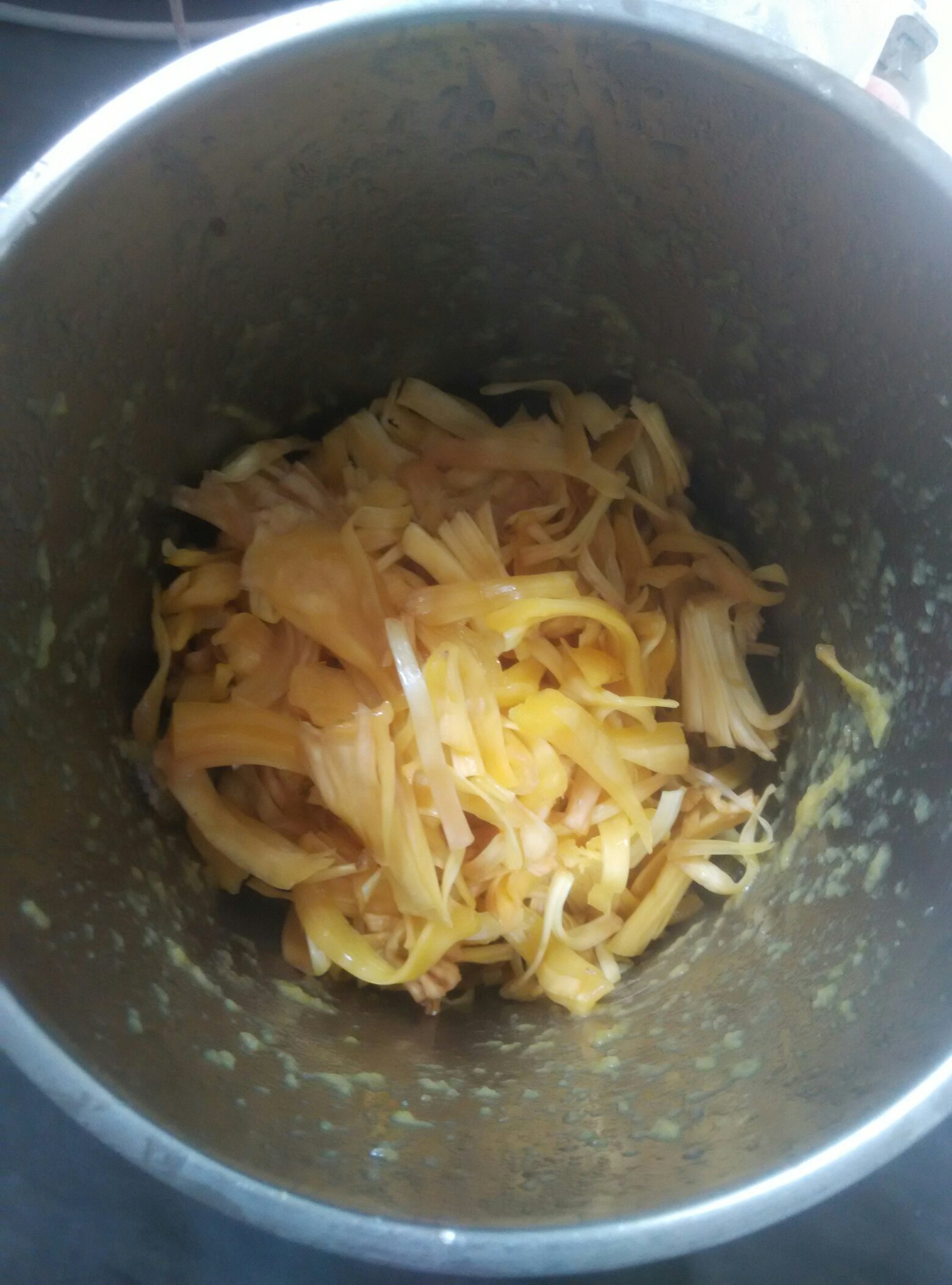 菠蘿蜜黃絲果醬的做法 步骤3