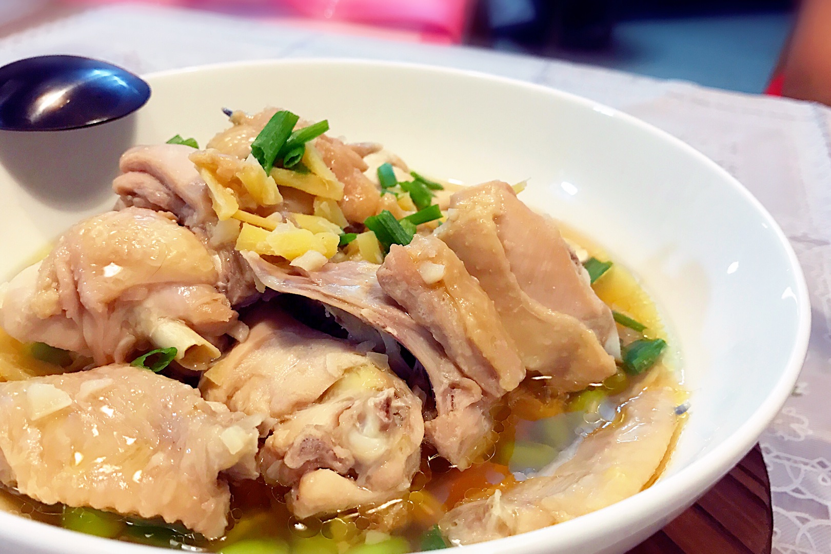 姜酒毛豆湯汁蒸雞(⌯　̴̶̷̀ω　̴̶̷́)✧無油煙料理的做法 步骤5