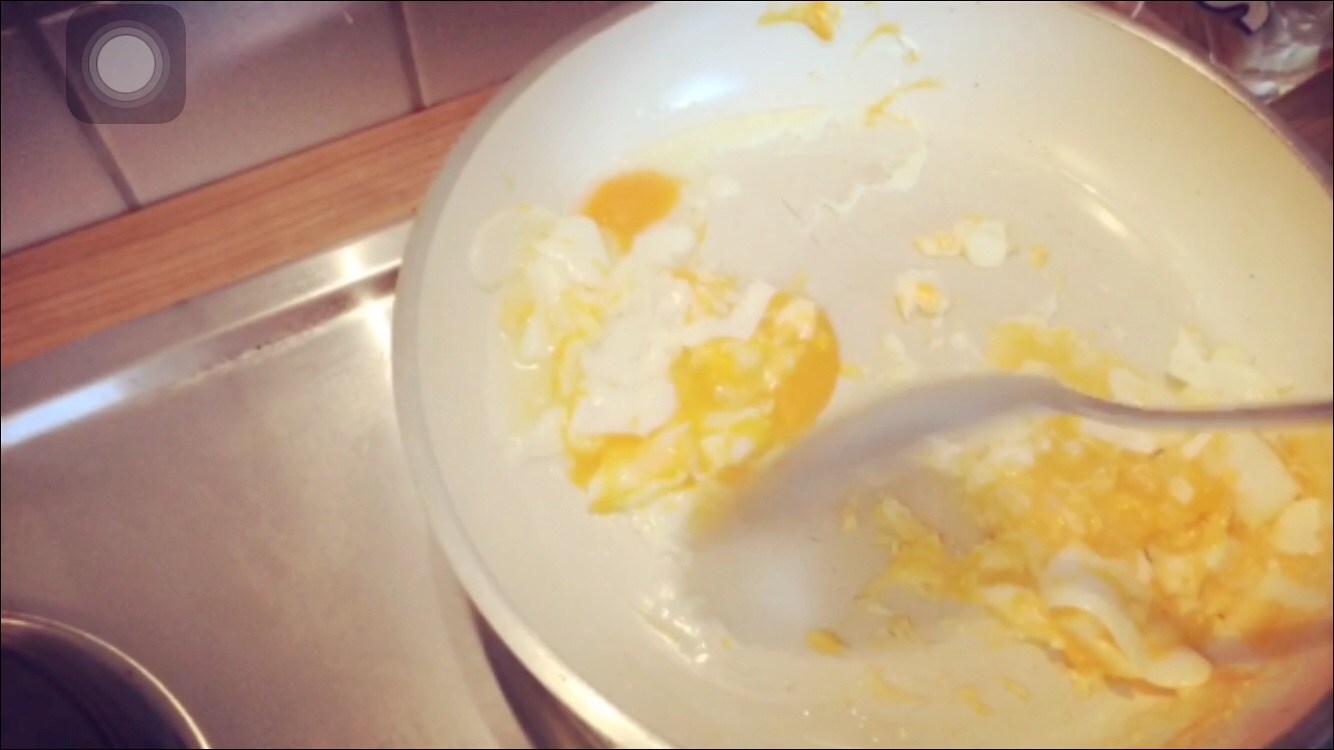 打破傳統雞蛋芝士三明治的做法 步骤5