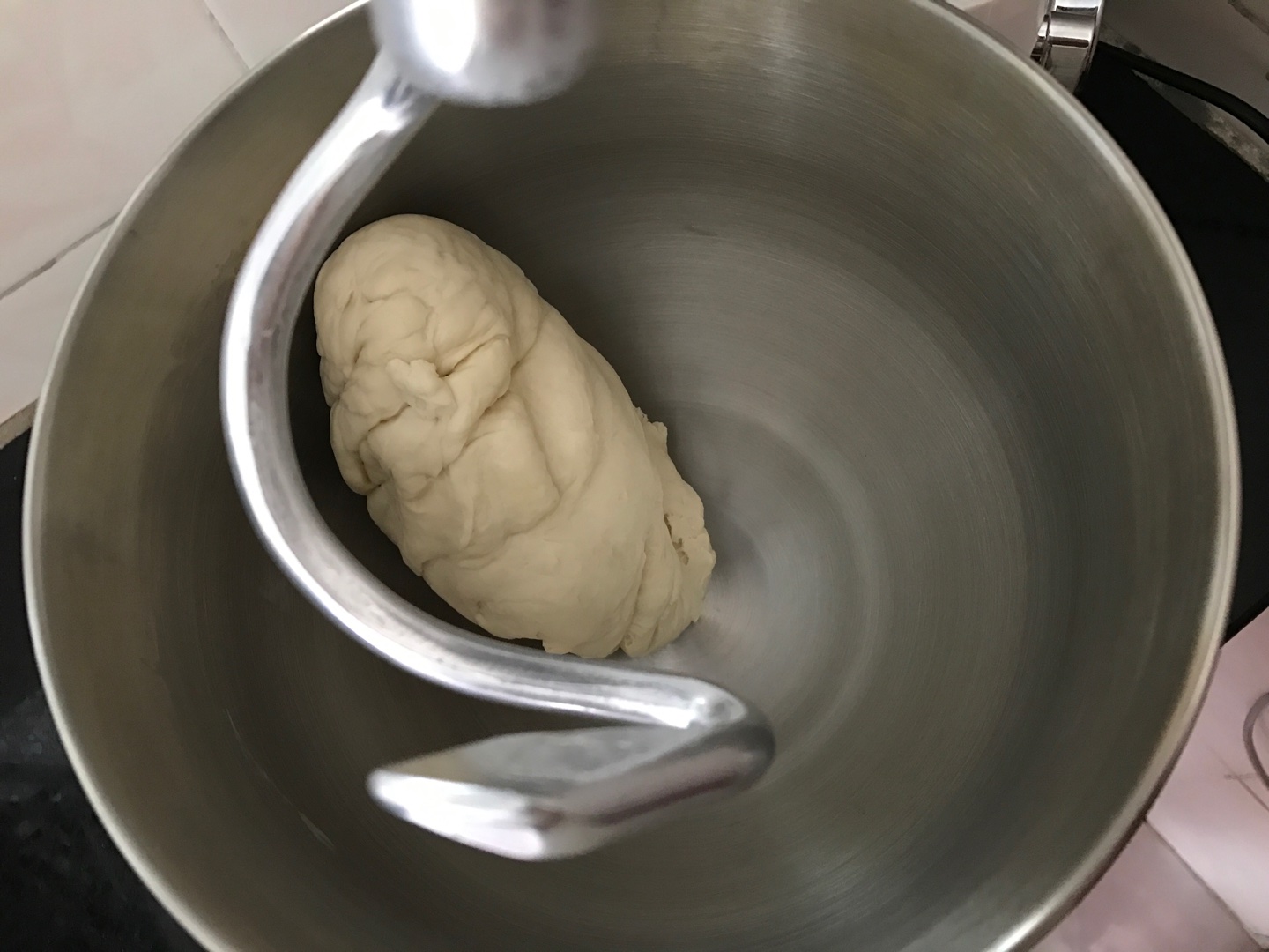 松軟奶香小排包 （中種冷藏發酵）的做法 步骤3