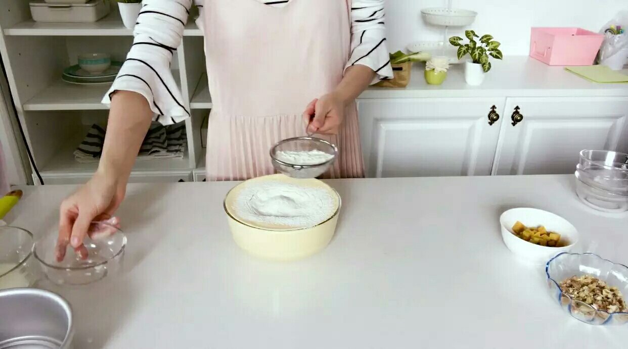 寶寶輔食︰栗子紅薯海綿蛋糕—加強版“海綿寶寶”來啦！12M+的做法 步骤11