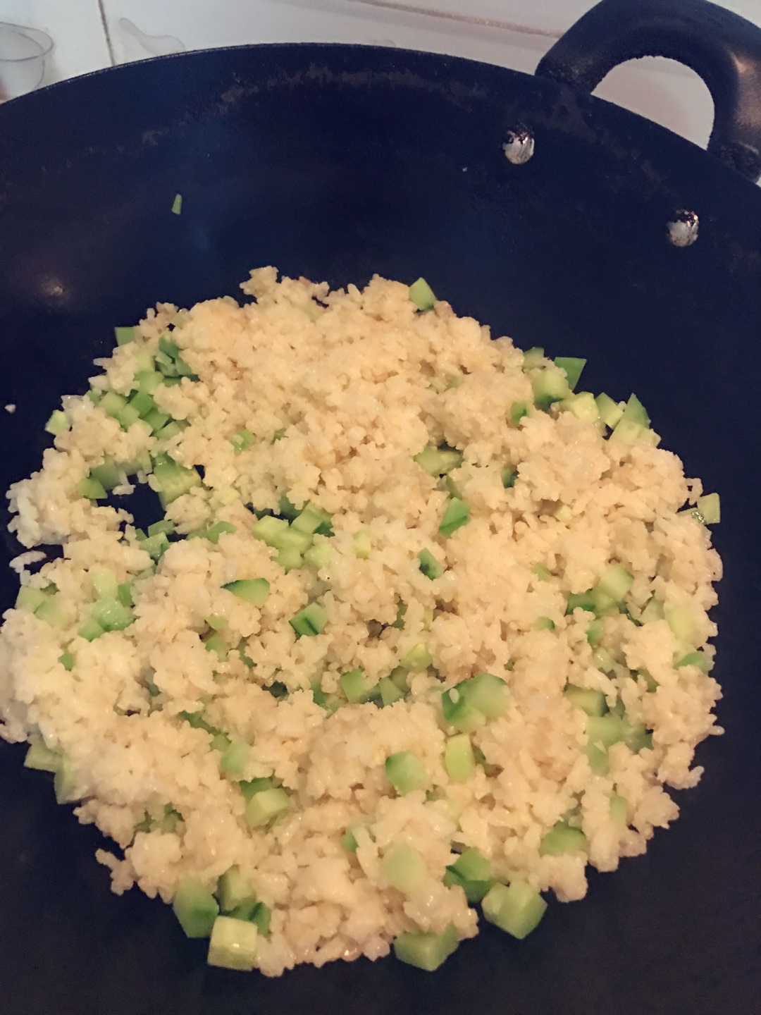 黃瓜雞丁炒米的做法 步骤5
