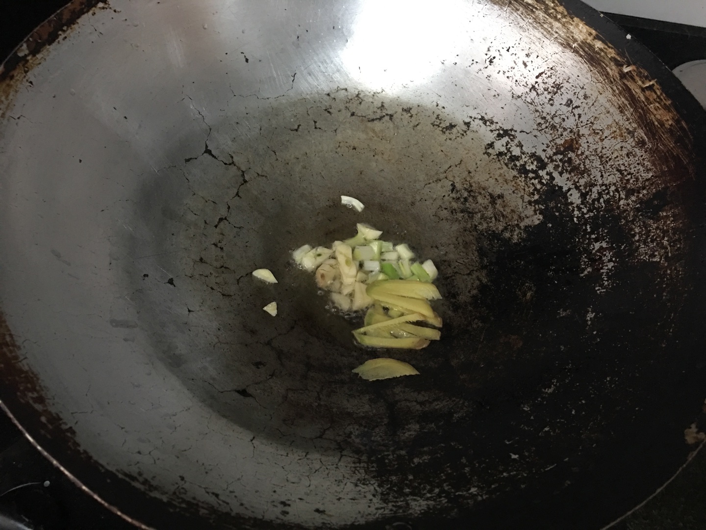 蟹白湯（白菜螃蟹湯）的做法 步骤2