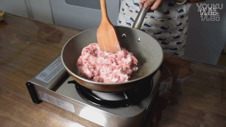 《糯米團子的廚房日記》台式肉燥飯的做法 步骤2