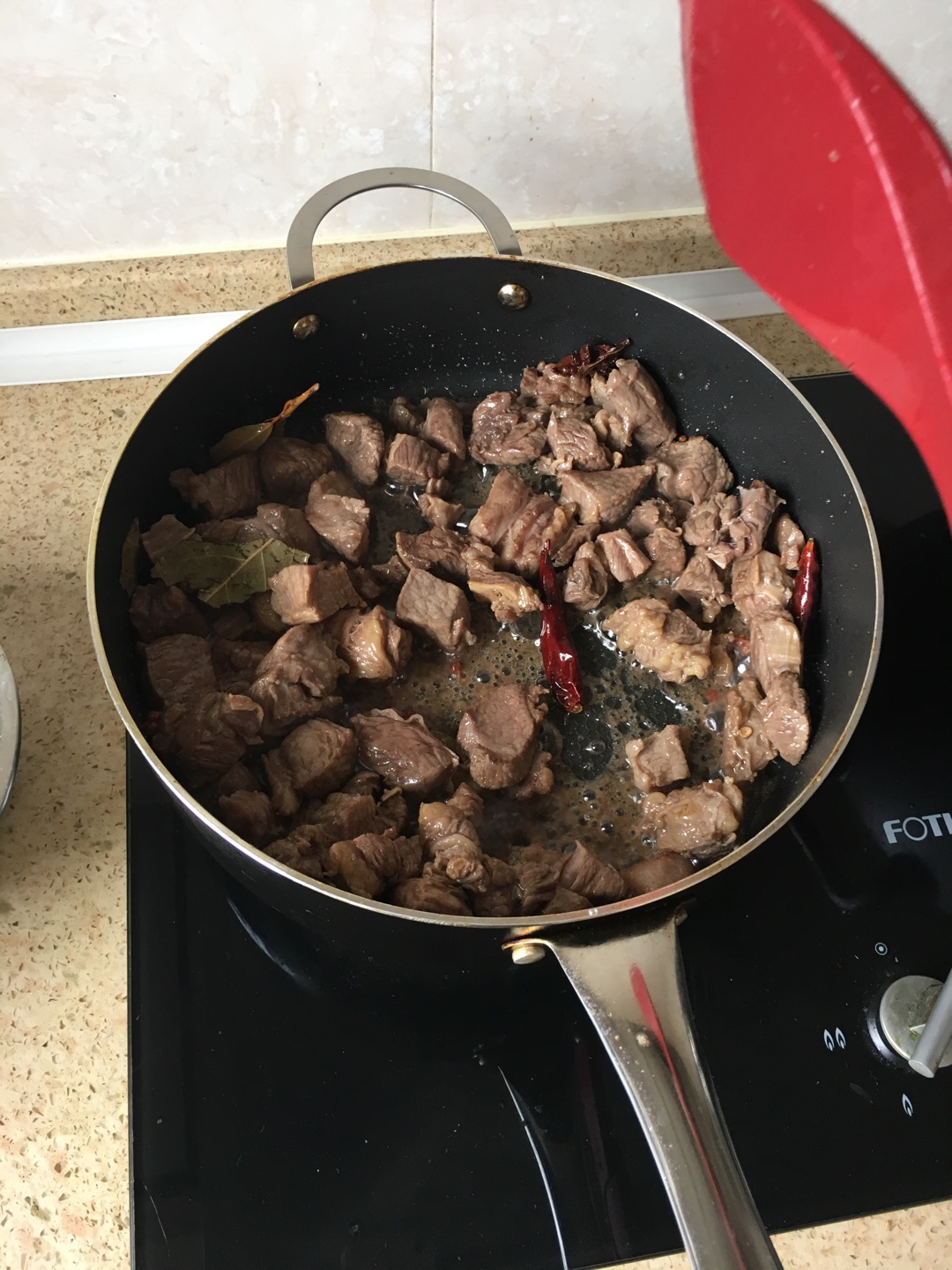 紅燒牛腩湯面湯的做法 步骤2
