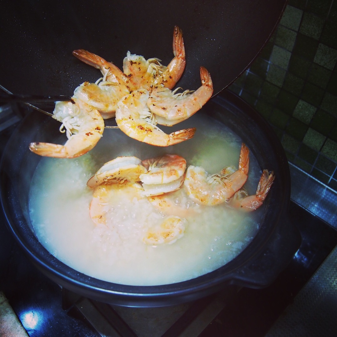 鮮蝦干貝糙米粥（塔吉鍋版）的做法 步骤6