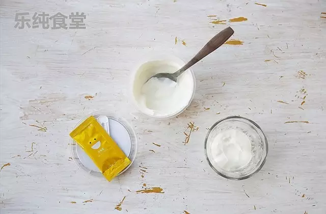 芒果谷物酸奶杯的做法 步骤3