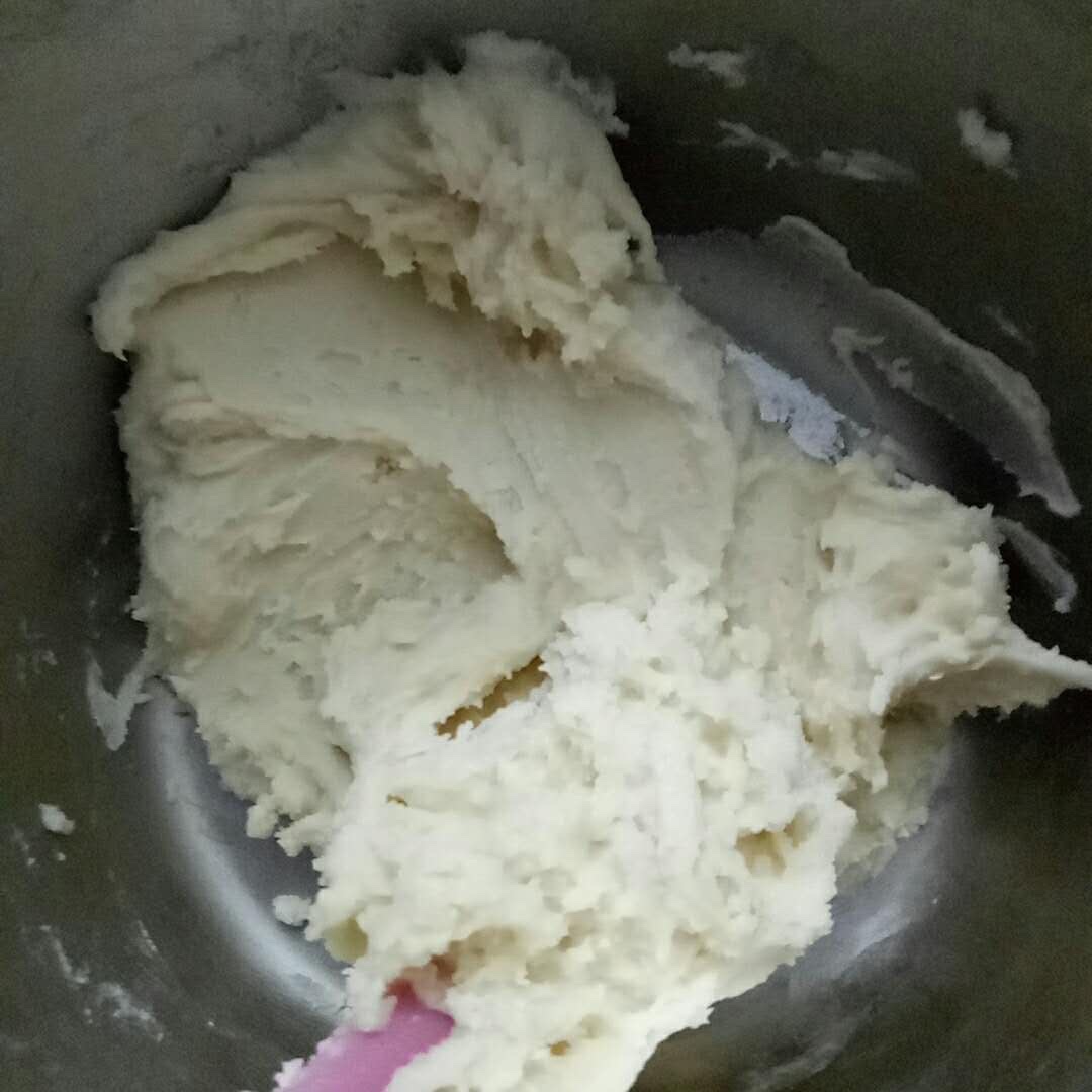 最成功易做的低糖白蓮蓉蛋黃酥的做法 步骤7