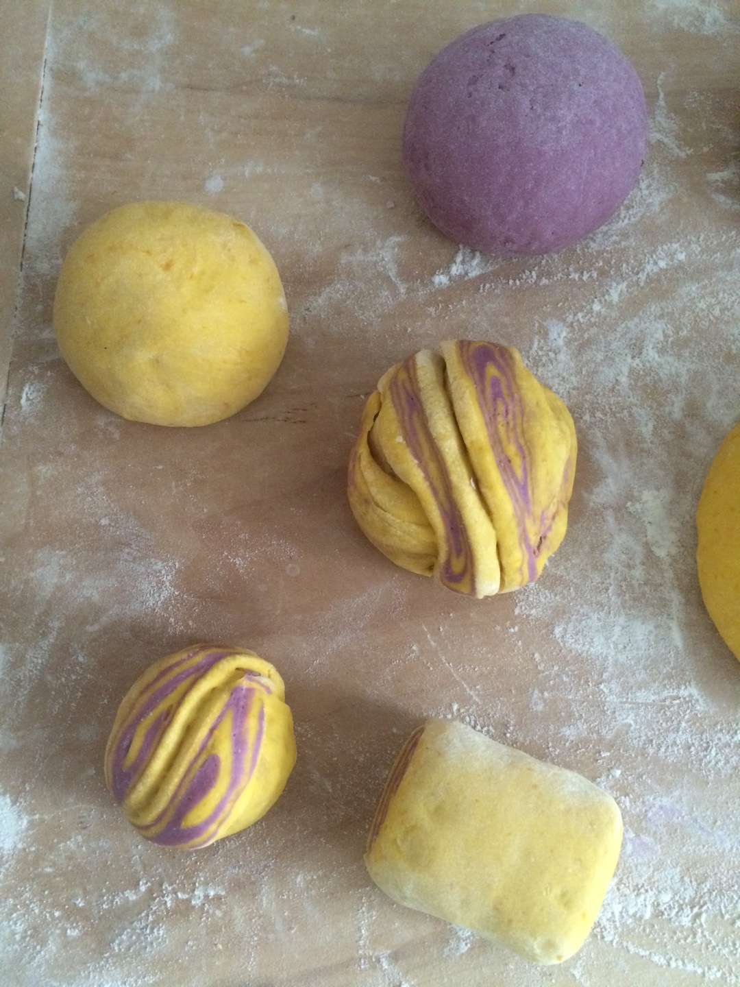 南瓜紫薯饅頭的做法 步骤5