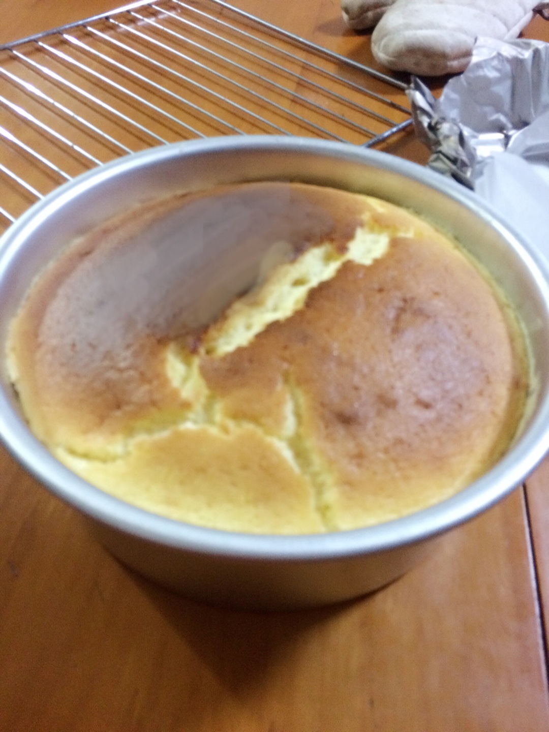 酸奶戚風蛋糕（8寸）玫瑰花瓣蛋糕的做法 步骤5
