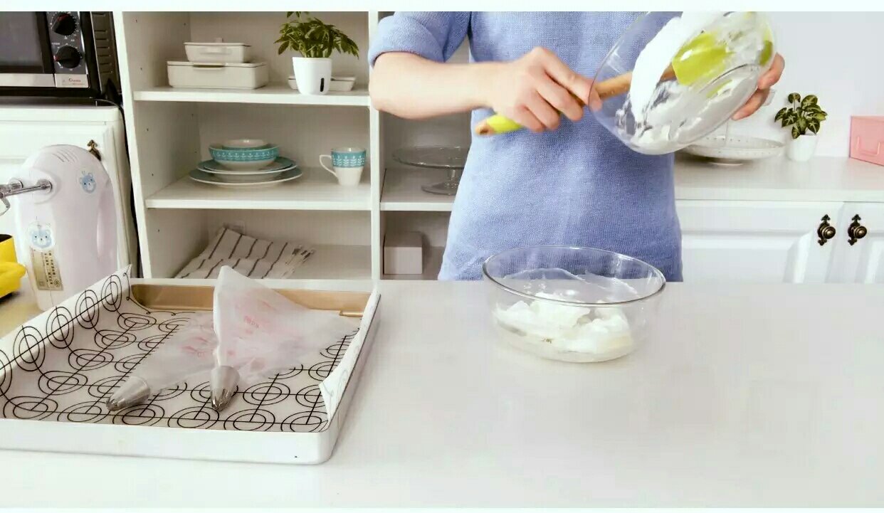 寶寶輔食︰酸奶溶豆—嬰幼兒配方奶粉和酸奶的組合，寶寶真愛哦！10M+的做法 步骤6