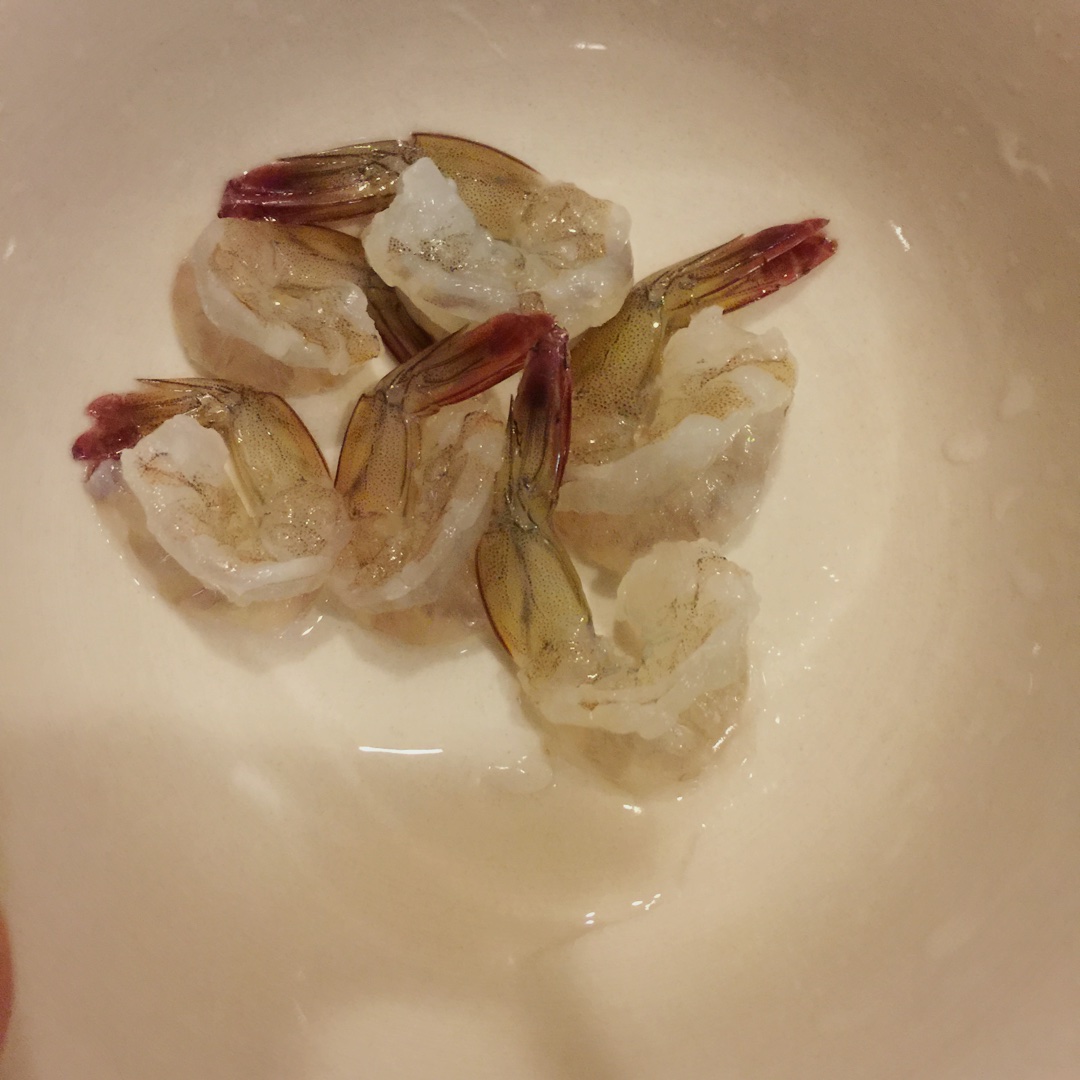 生蠔大蝦香菇粥的做法 步骤1