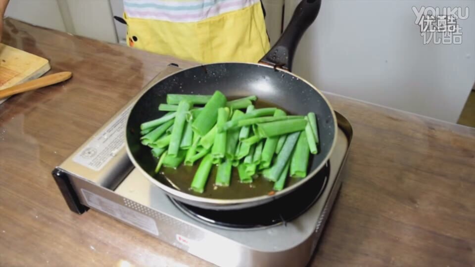 《糯米團子的廚房日記》蔥油拌面的做法 步骤10