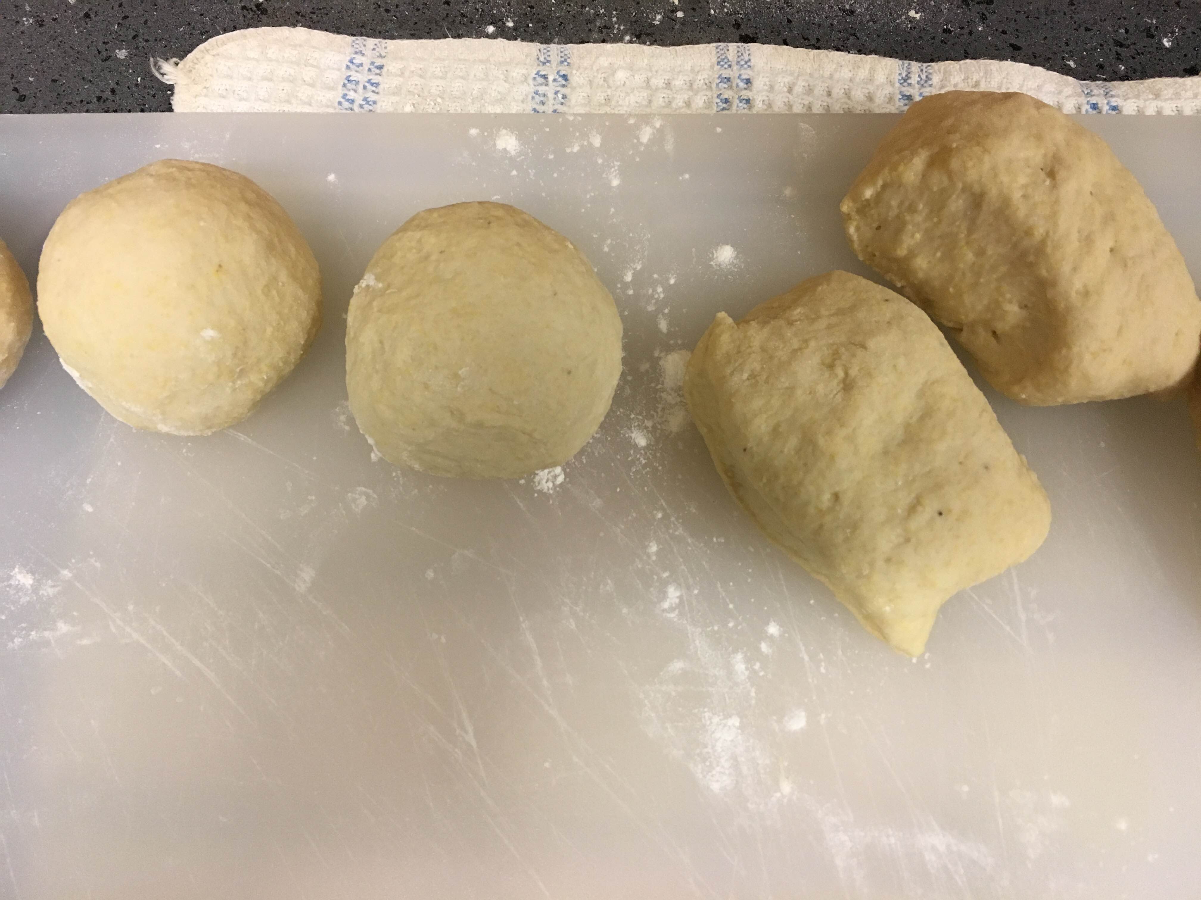 雜糧面包 玉米面豆沙面包的做法 步骤2
