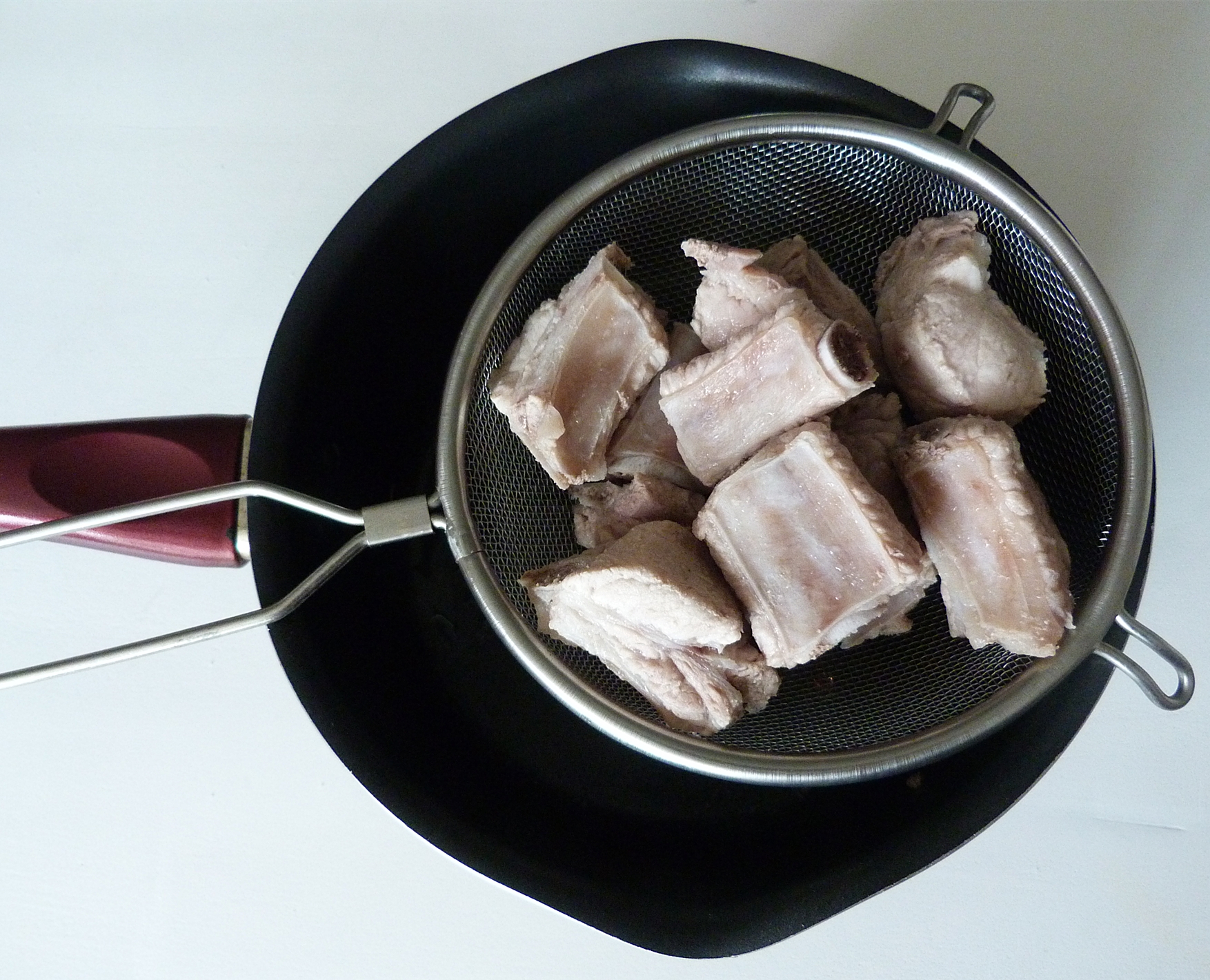 【山姆廚房】目魚干燉腐竹排骨湯的做法 步骤5