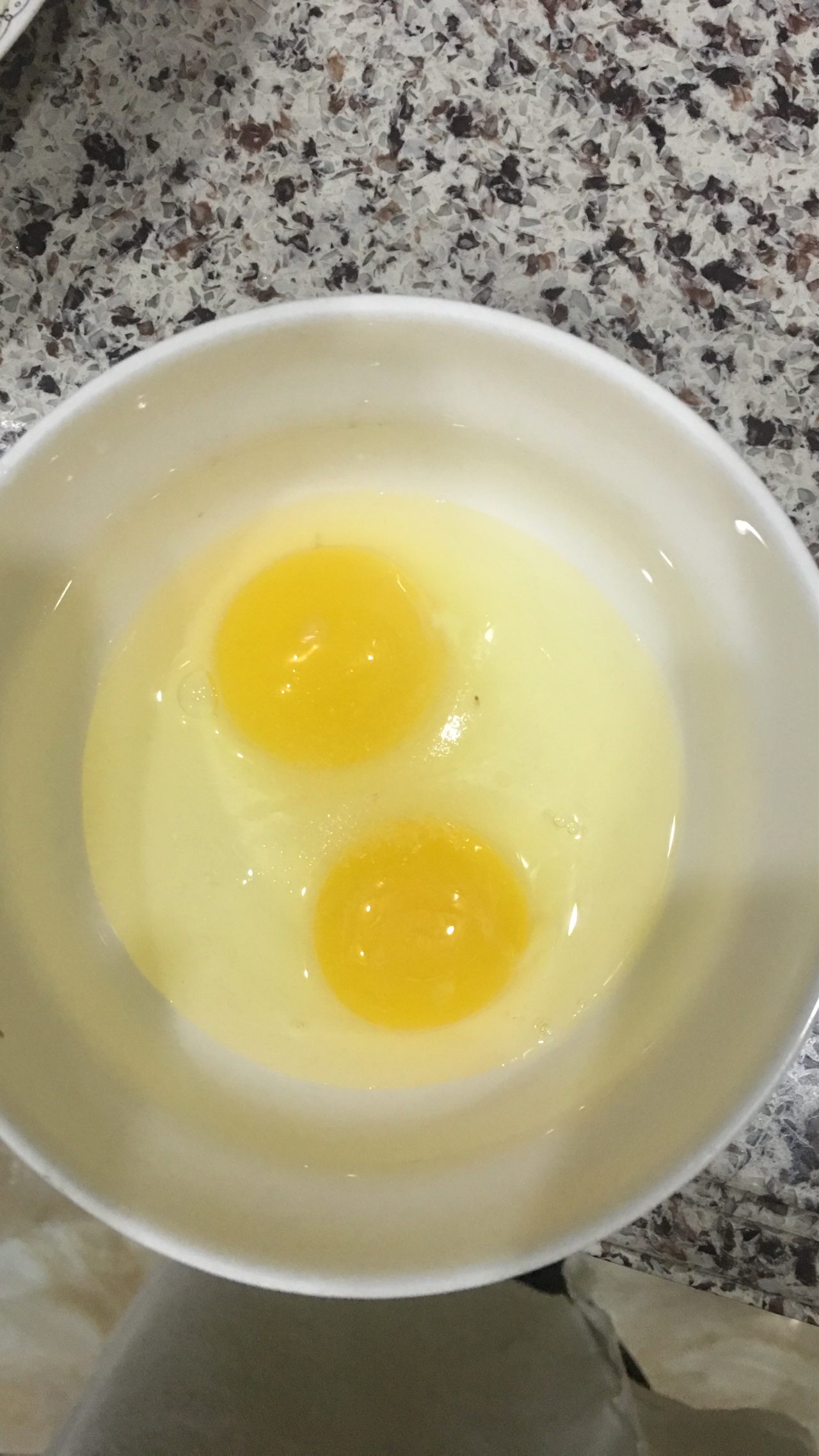 韭菜黃炒雞蛋的做法 步骤2