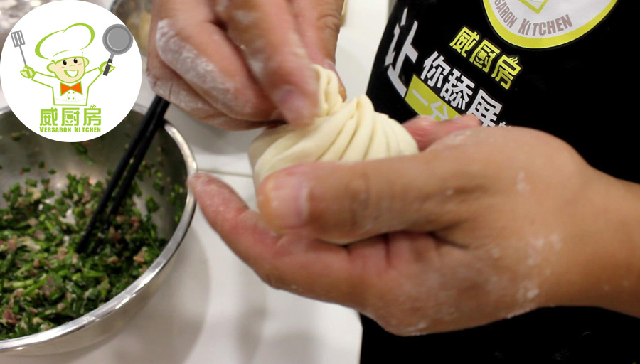 威廚藝中式傳統早餐--韭菜豬肉包子的做法 步骤5