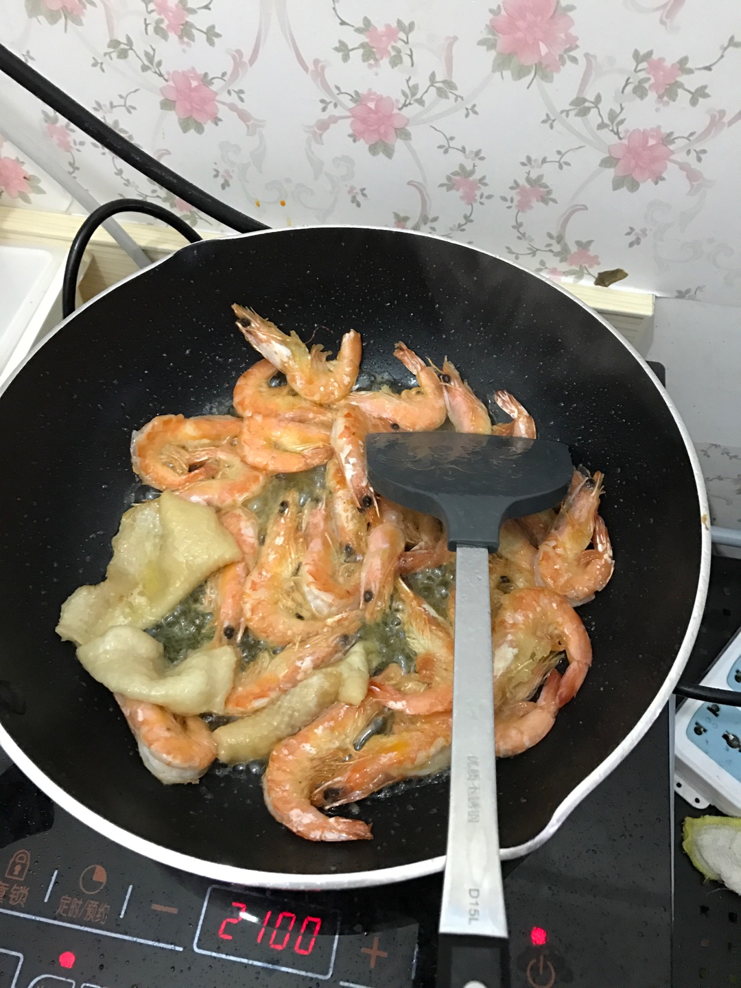 干鍋蝦的做法 步骤1