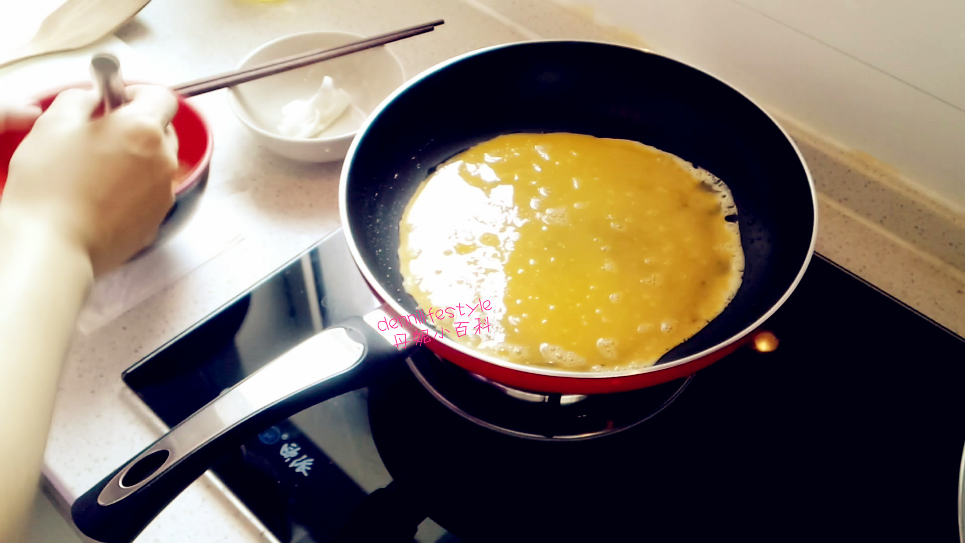 平底鍋(yuan形)版~原味厚蛋燒的做法 步骤4