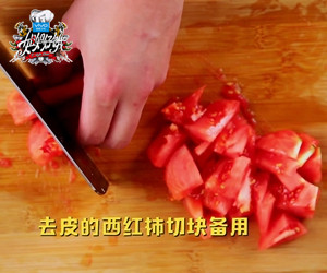 【姐姐好餓】第十二期天菜男神蔡康永菜譜︰西紅柿炒蛋的做法 步骤2