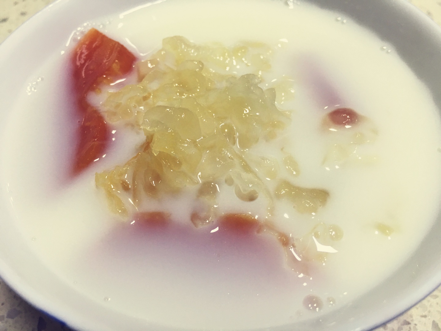 雪耳木瓜炖牛奶的做法 步骤5