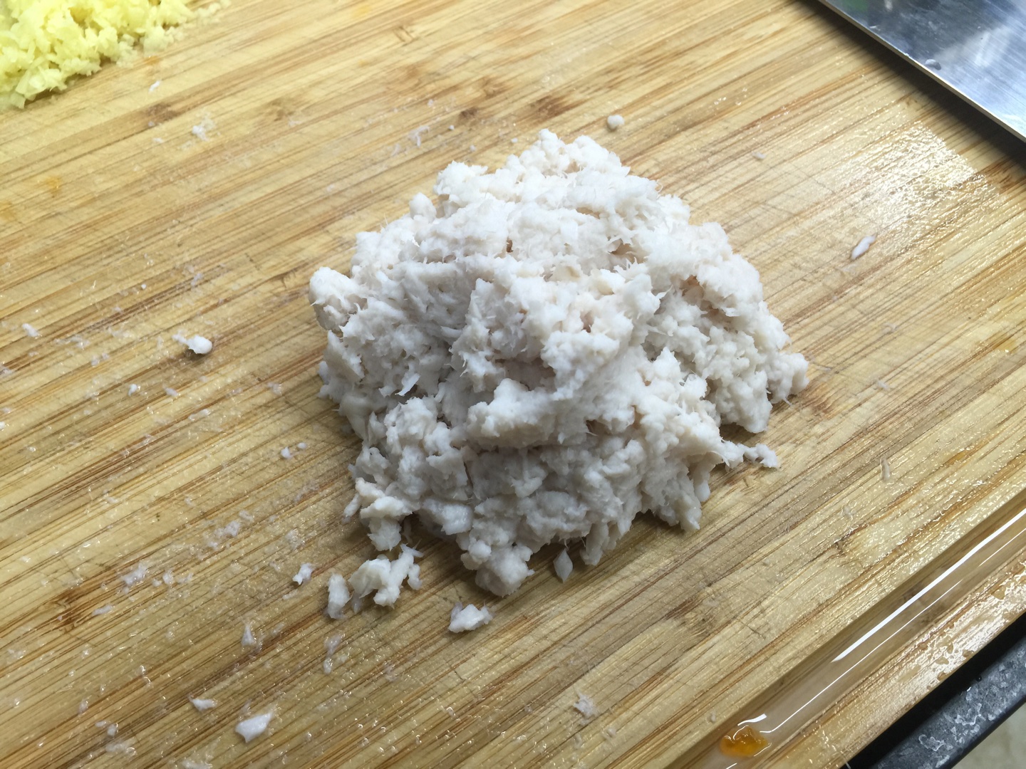 蛋黃白蓉花膠燴豆腐的做法 步骤6
