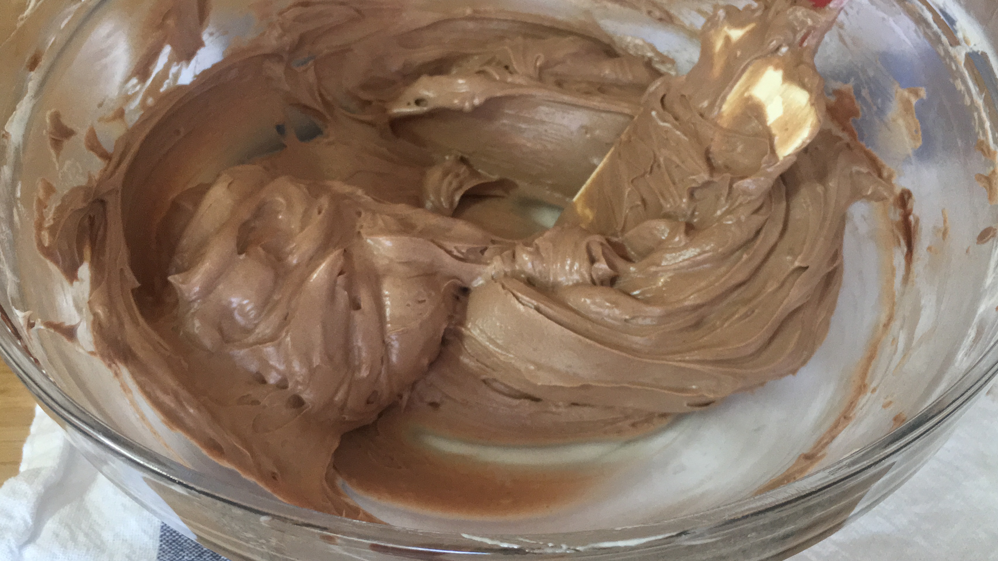 魔鬼巧克力蛋糕配瑞士巧克力奶油霜的做法 步骤14