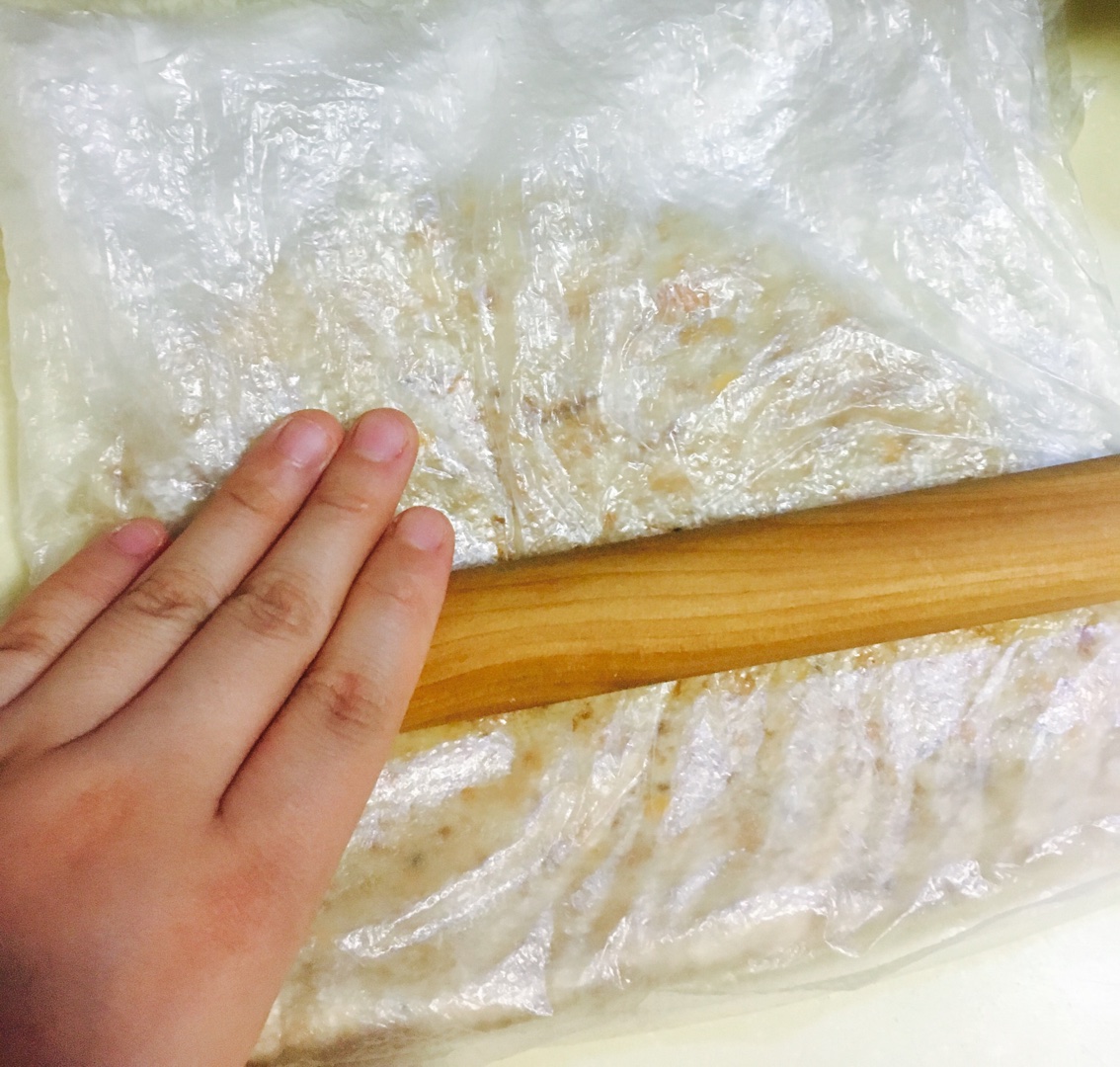 面包糠的做法 步骤2