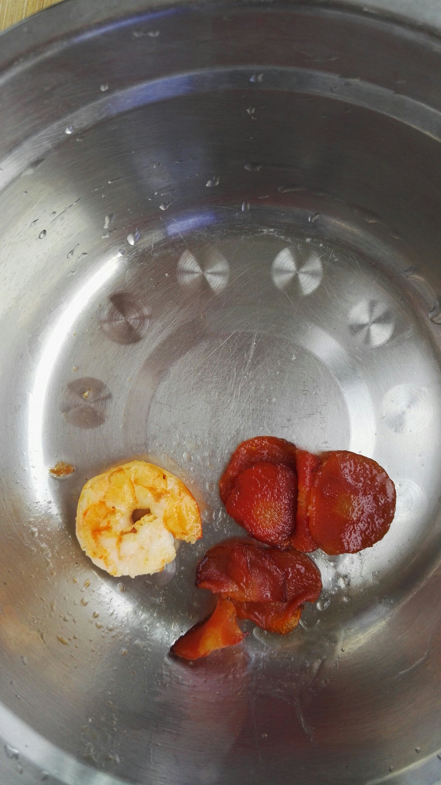 胡蘿卜蓮藕蝦肉粥的做法 步骤1