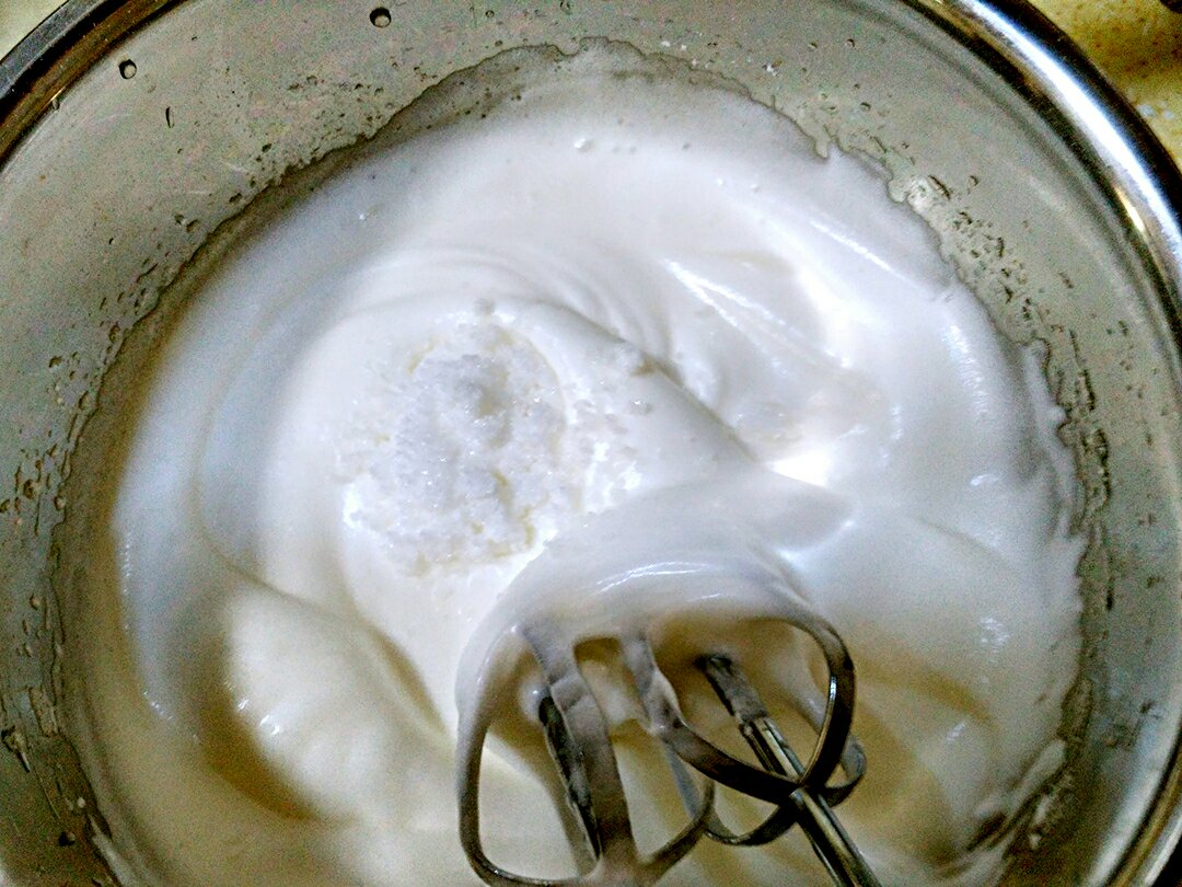[碧浪淨享簡單鋒味]—蛋白霜蛋糕的做法 步骤4