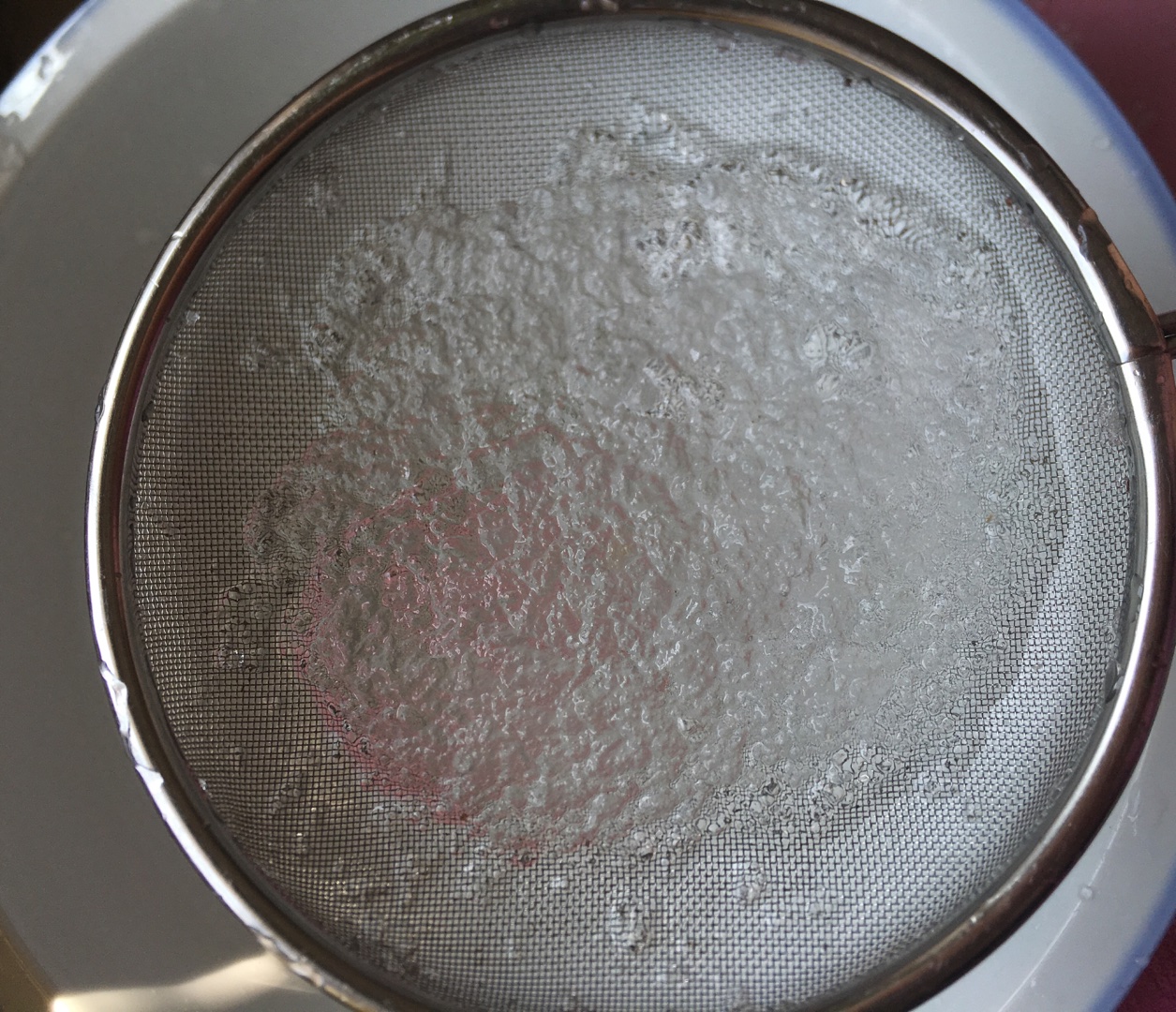雙雪桃膠養顏糖水的做法 步骤1