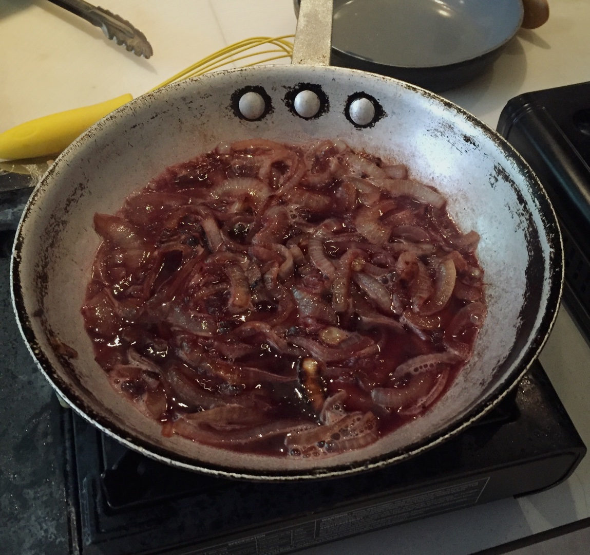 紅酒洋蔥 onion with red wine的做法 步骤2