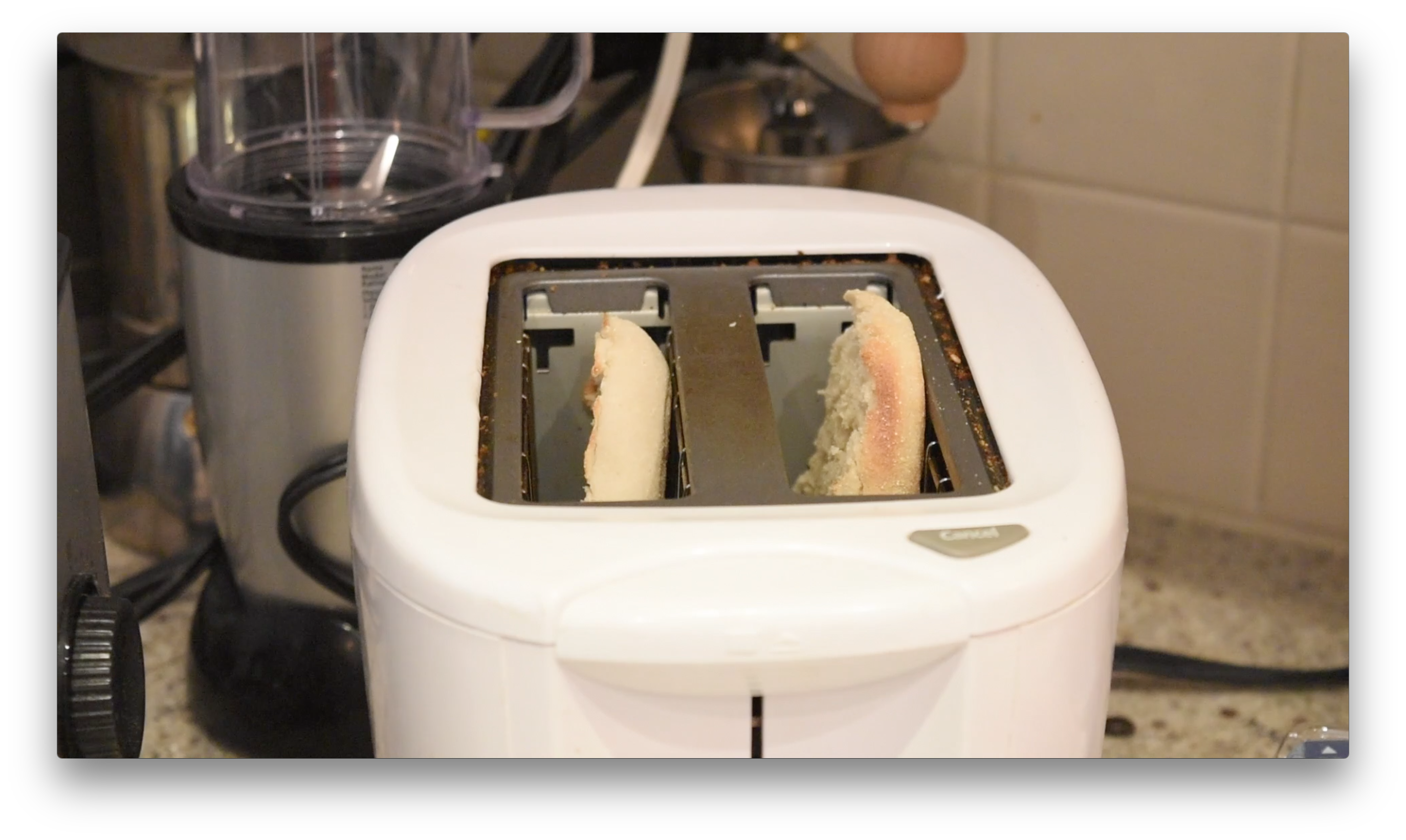 英式馬芬義大利香腸早餐三明治∣約翰的小廚房的做法 步骤7