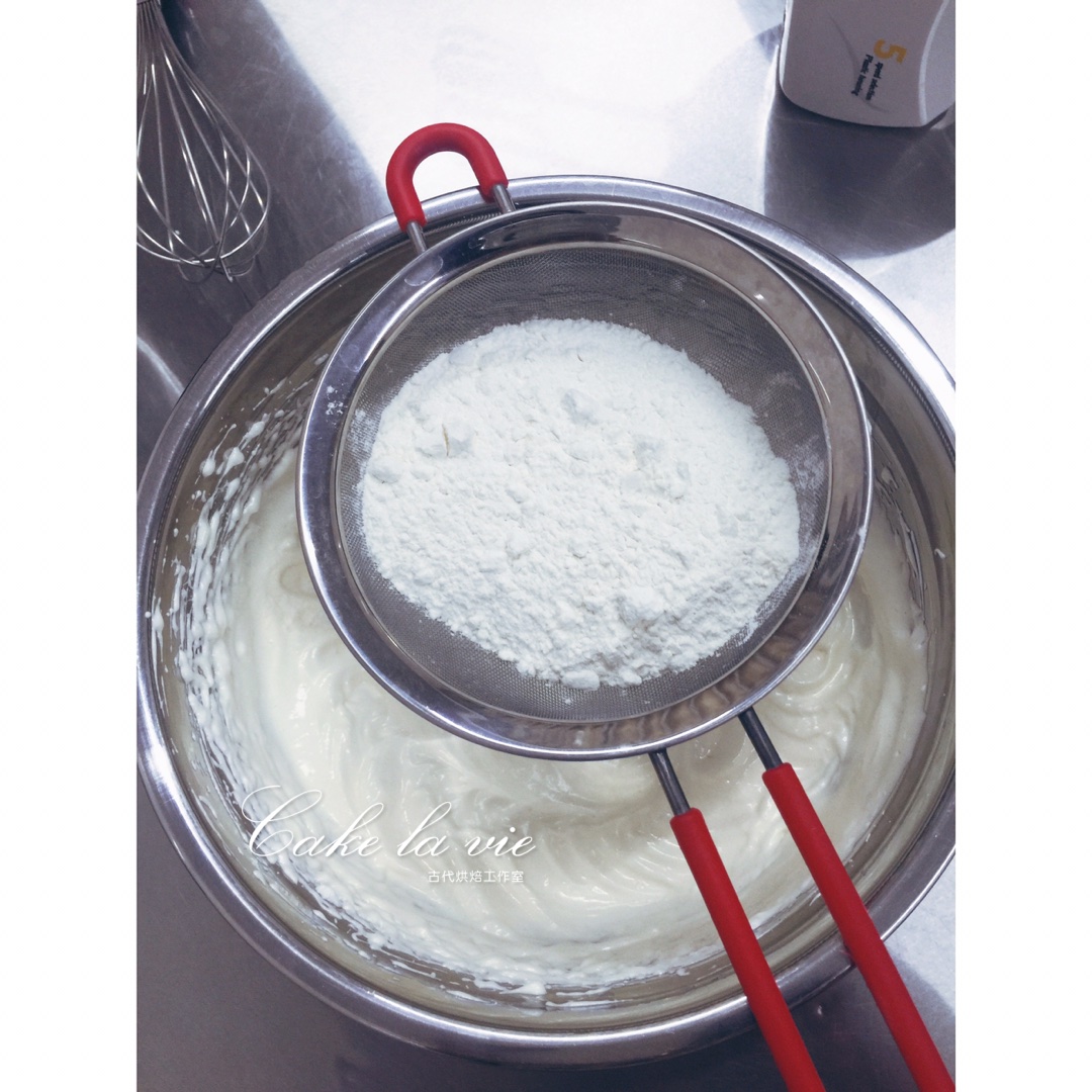 海綿蛋糕（日式半分蛋法）的做法 步骤7