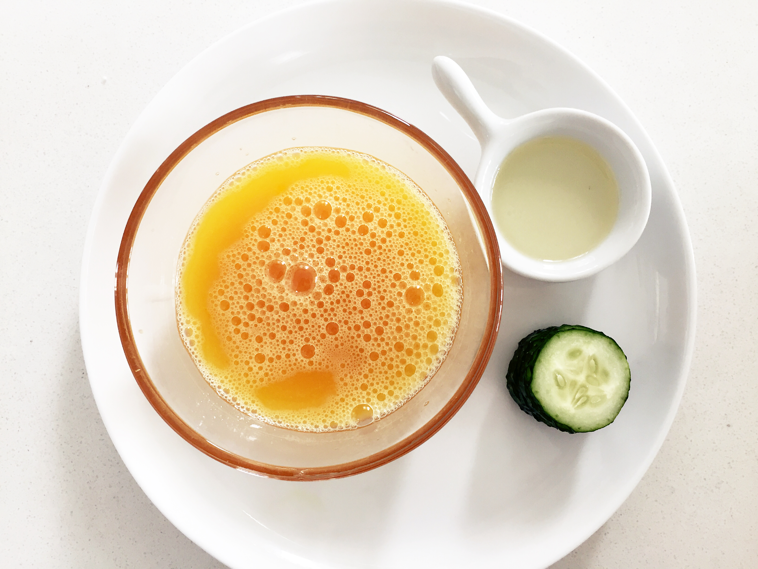 寶寶輔食︰黃瓜千層蛋—蛋香濃郁，甘甜柔嫩，給寶寶當配菜和點心都合適哦！10M+的做法 步骤3