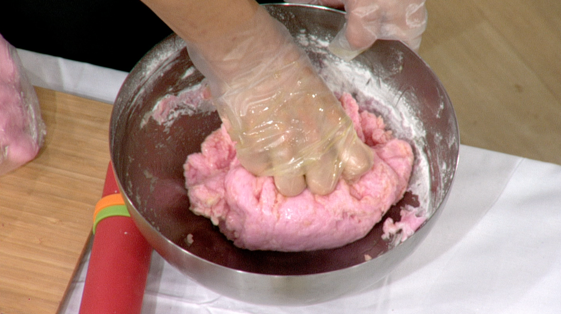 紫薯冰皮月餅的做法 步骤4