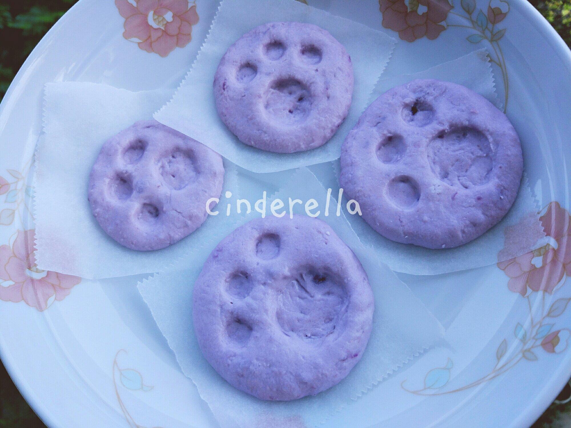 #煮婦日記#早點——尖叫的爪爪紫薯餅的做法 步骤3