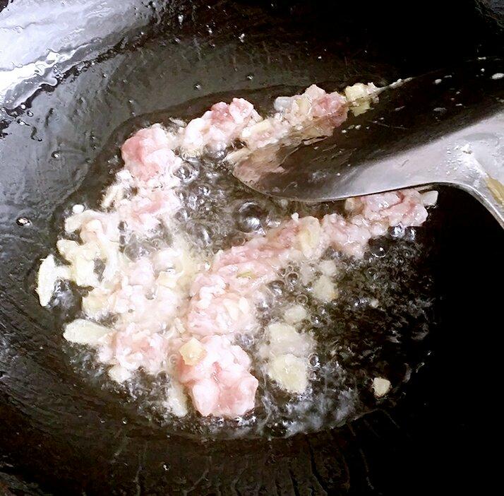 海鮮肉末雞蛋炒飯的做法 步骤5