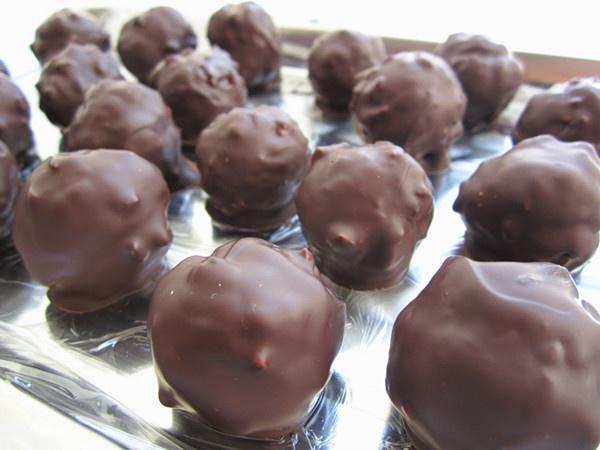 沫沫的情人節費列羅——手工脆皮榛仁巧克力的做法 步骤12