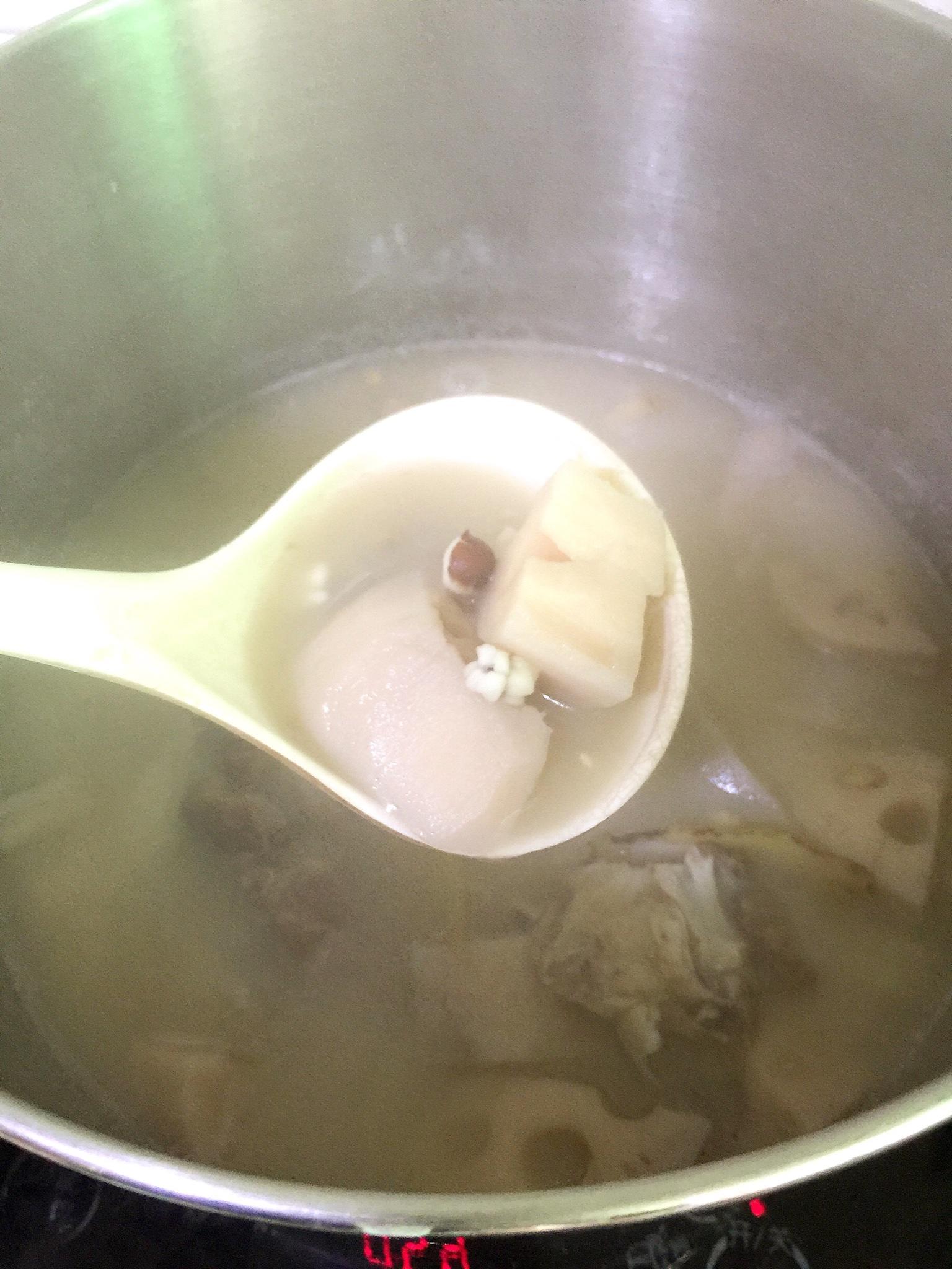 廣東靚湯--蓮藕豬骨湯的做法 步骤9