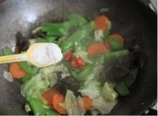鮮炒雜蔬的做法 步骤7