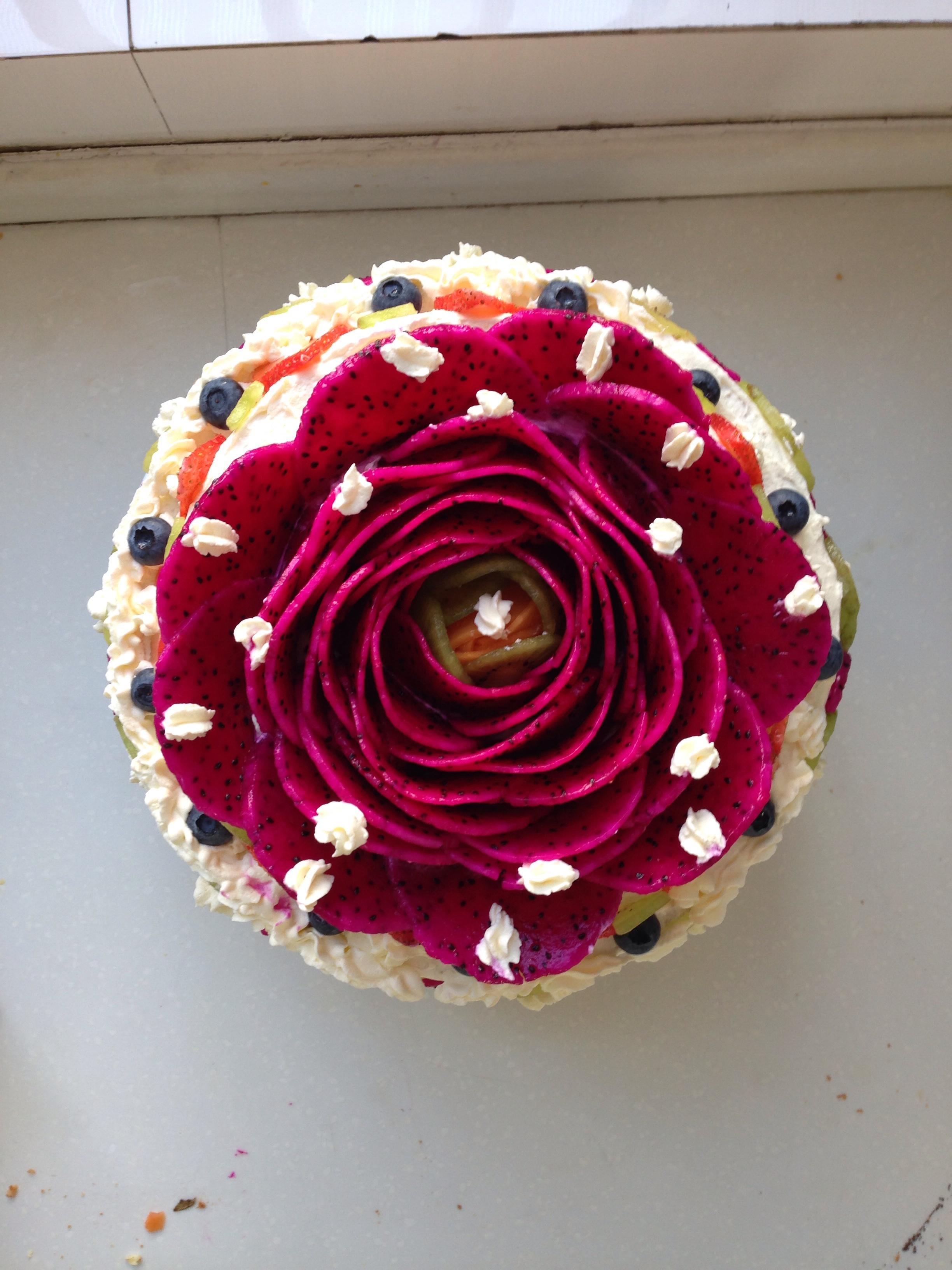 生日蛋糕水果蛋糕裝飾蛋糕的做法 步骤4