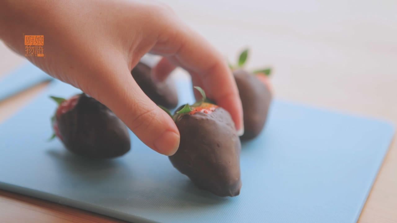 草莓的3+3種有愛吃法「廚娘物語」的做法 步骤27