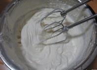 百香果馬斯卡彭乳酪海綿卷的做法 步骤13