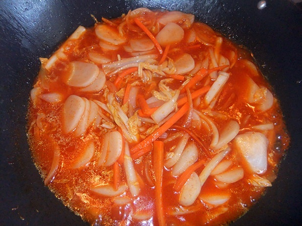 韓國辣醬炒年糕的做法 步骤4